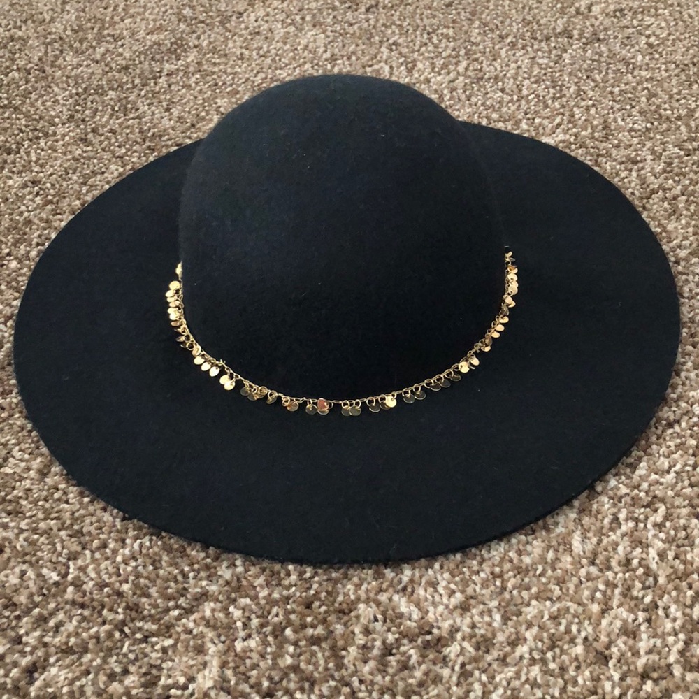 Steve Madden Floppy Hat